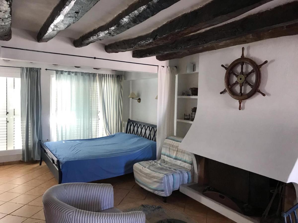 Mirador De La Virgen Atico Con Terraza Y Estudio Sin Terraza Lejlighed Ibiza Eksteriør billede
